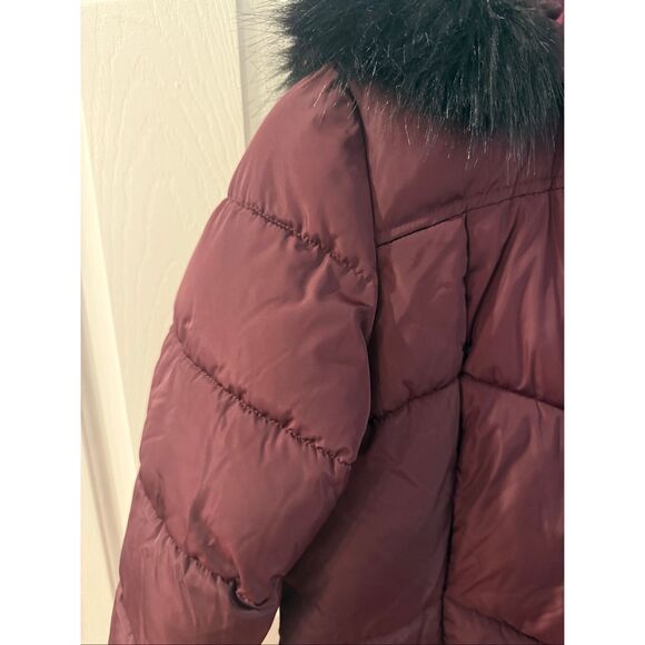 Big Chill Burgundy Long Fur Trimmed Puffer Coat sz M EUC - Picture 2 of 7
